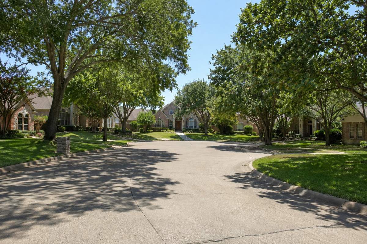 Established residential neighborhood in Garland, Texas
